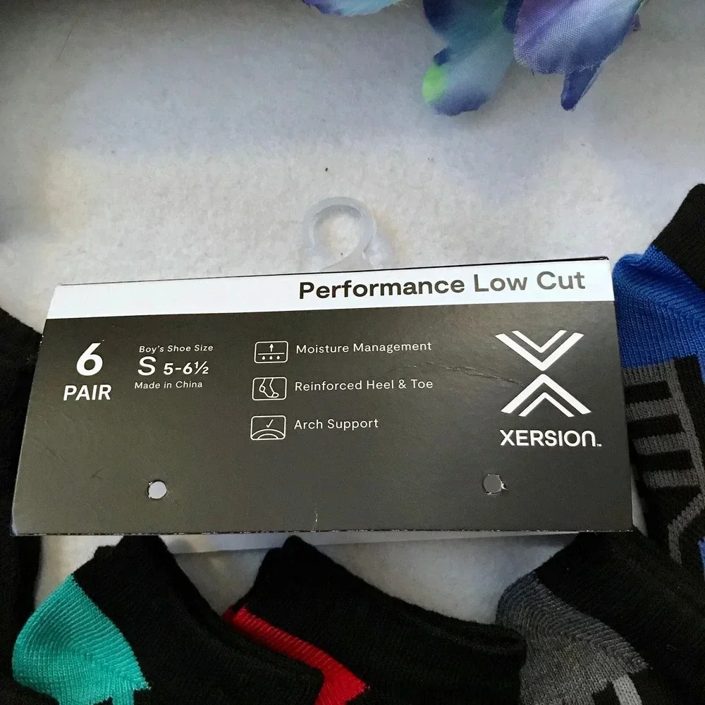 Xersion New with Detached Packaging 6 Pairs of Socks for Boys S (5-6.5)